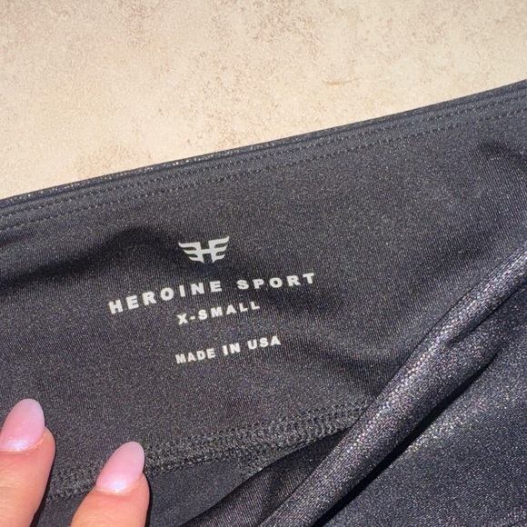 Heroine Sport Shimmering Black Active Set - Picture 6 of 7